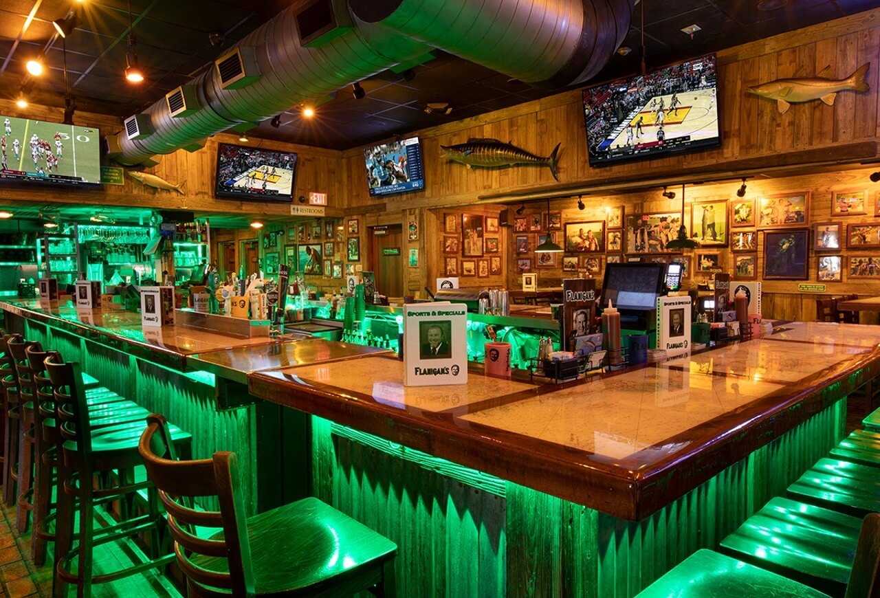 Flanigans_CoconutGrove_Int