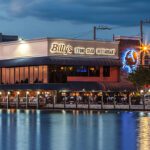 Billys_Exterior_Night_CU