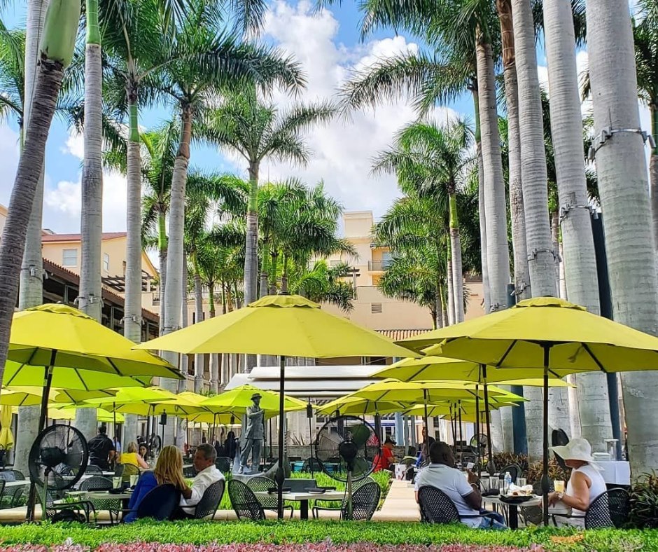 Shops at Merrick Park