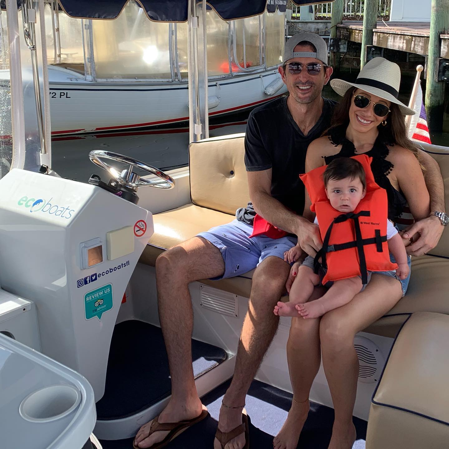 Ecoboats (Electric Boat Rental)