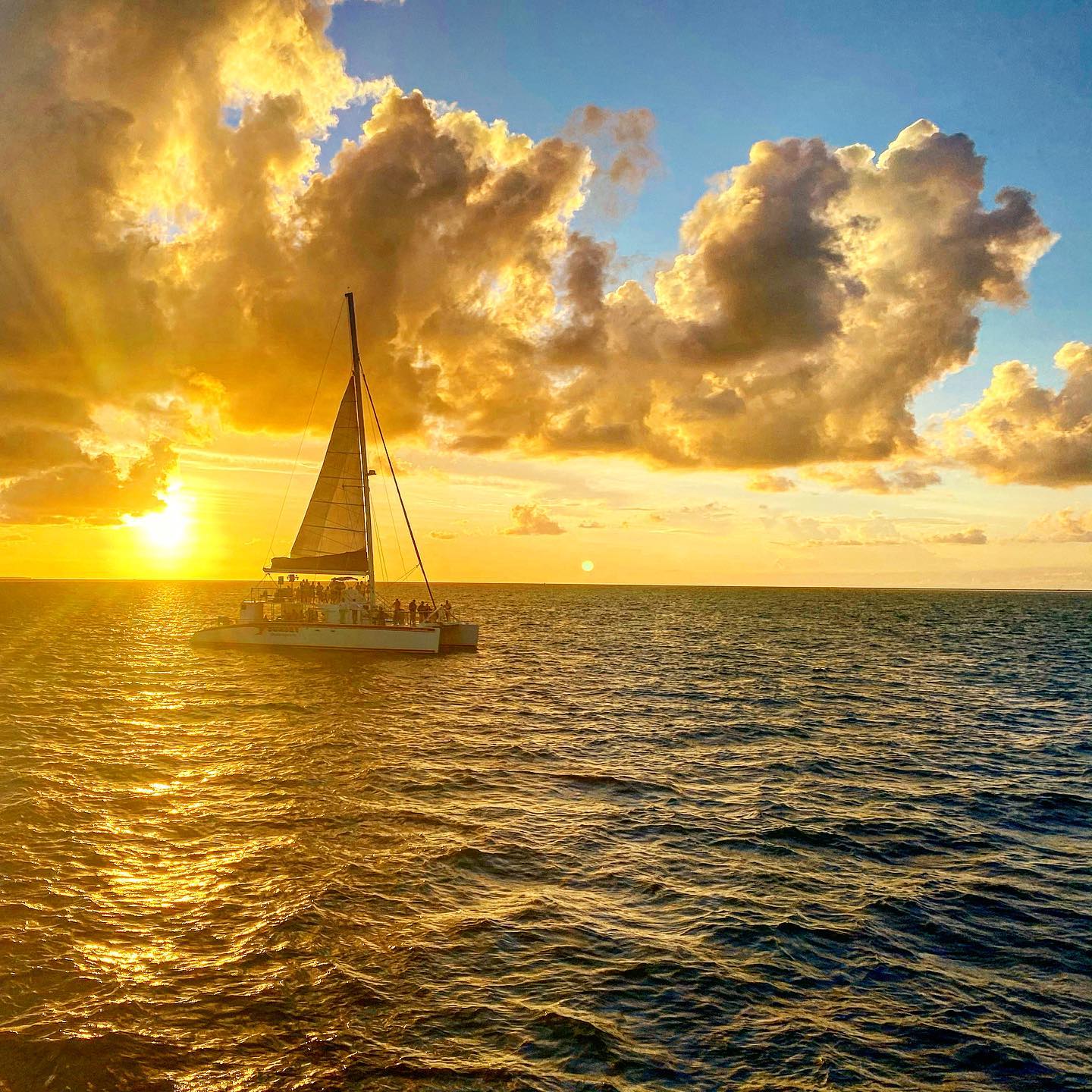 197003752_2079478552209605_460359958589350388_n