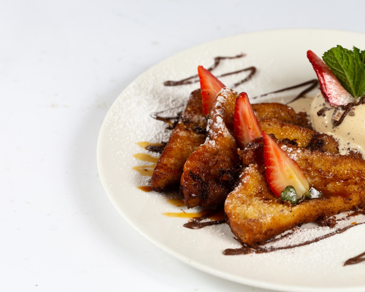 268596813_1528021654236407_2013861760644252421_n