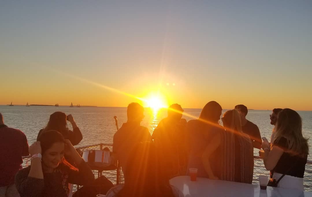 49723921_1279674752189993_7074554221688782848_n