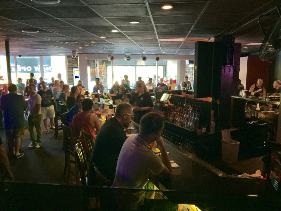 The Pub Wilton Manors