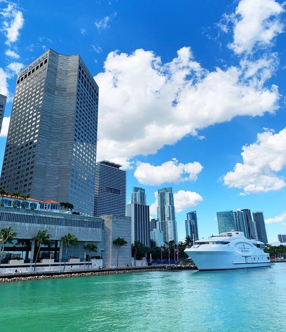 Island Queen Cruises & Tours