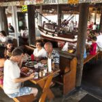 HalfShellRawBar_FamilySeating