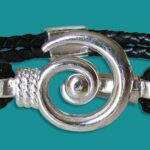 Hurricane_20Bracelet_202015_20Black_20Braided_20Large_grande
