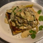 Shipwrecks Bar & Grill