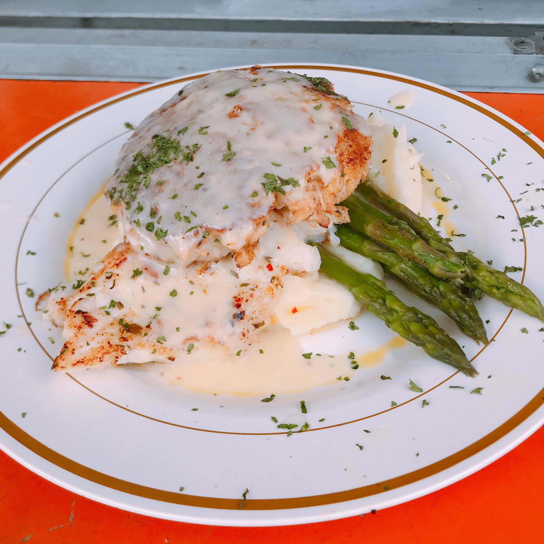 35855910_1741626975922147_3671713922978676736_n