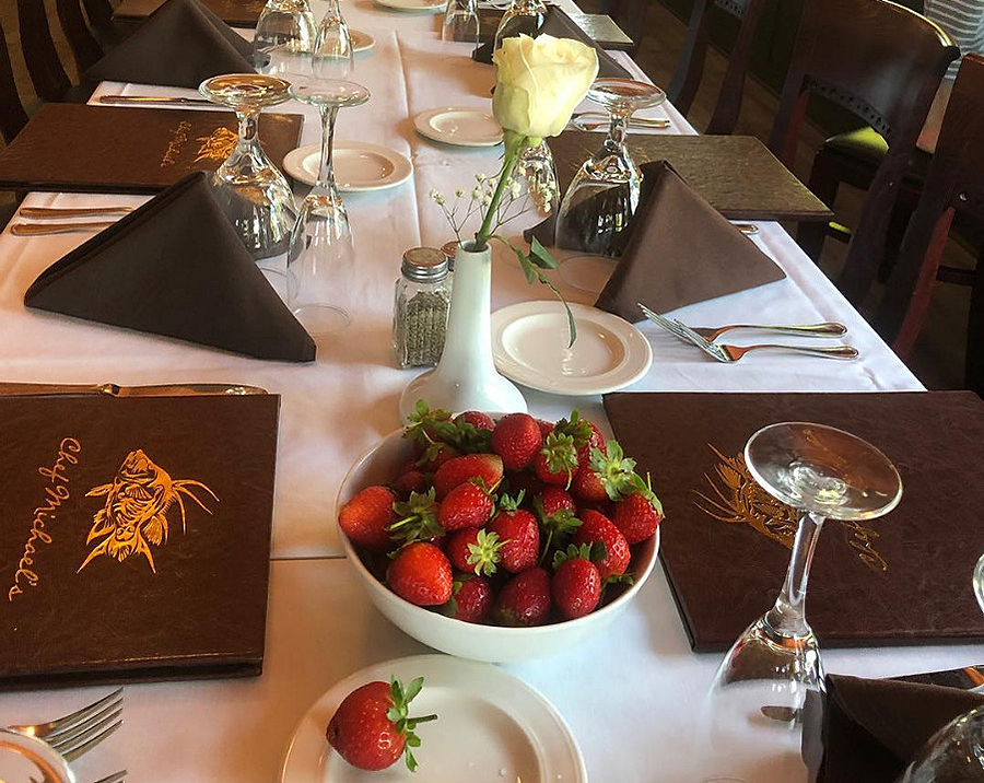 Chef_Michaels_Int_Table_Rose