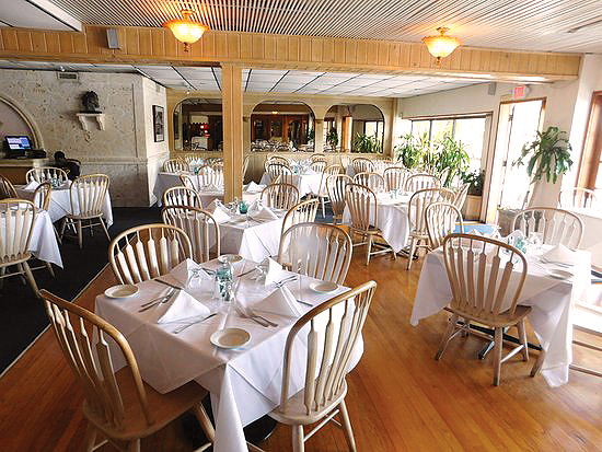 OldTavernier_DiningRoom