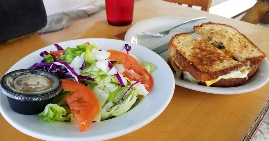 Shipwreck'sBar&Grill4