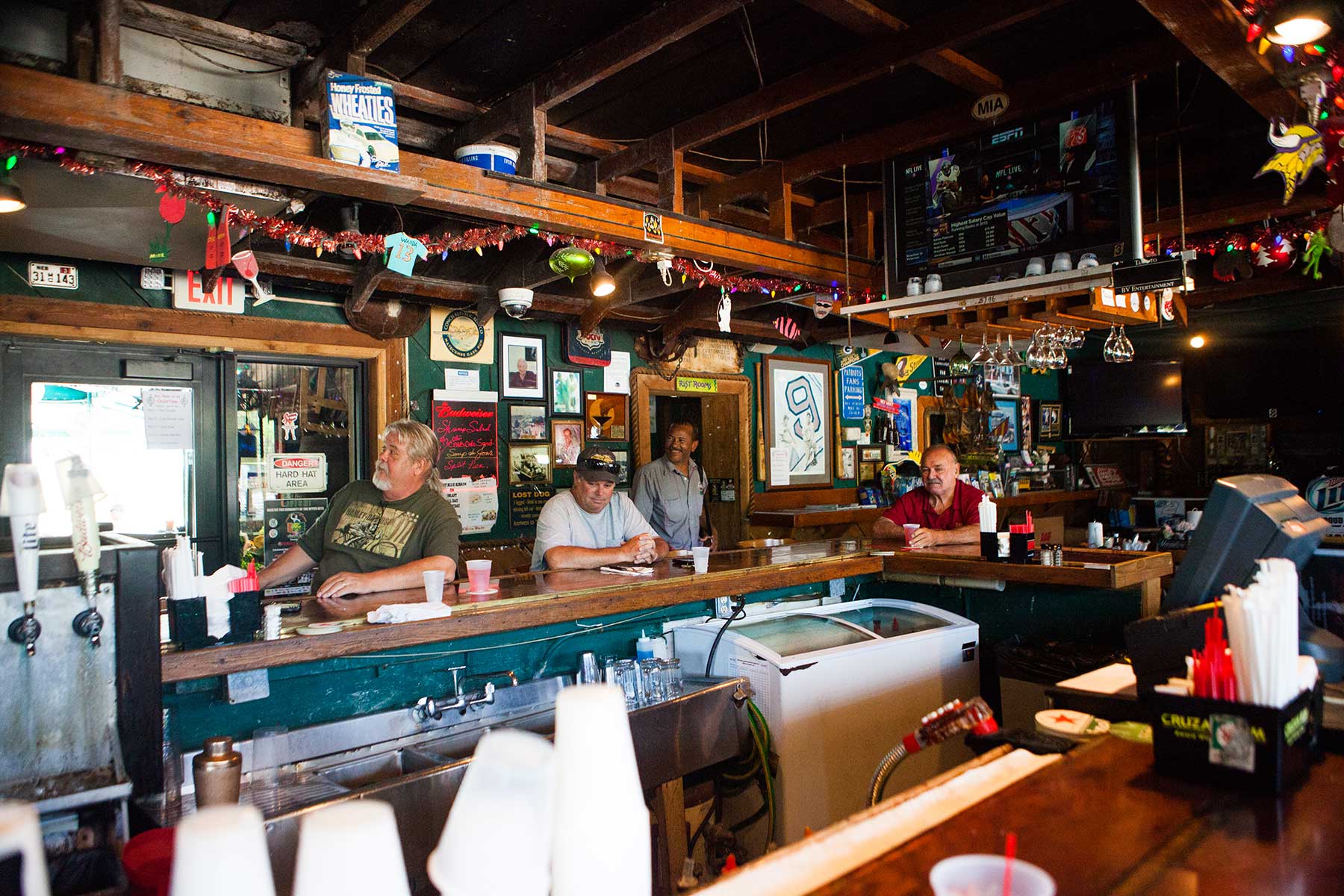 TheOceanviewInn&SportsPub3