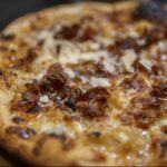 Clemente'sTrolleyPizzeria4