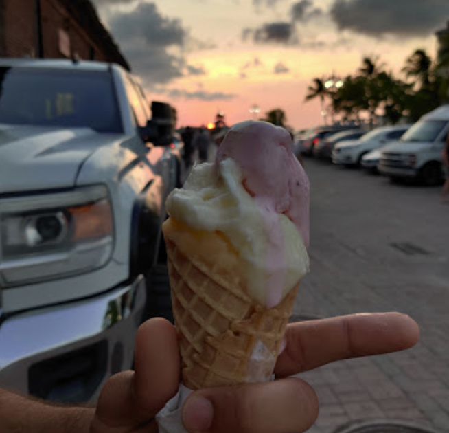 GladiatorsIceCream10