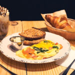 Nanou_Las_Olas_breakfast-omelet