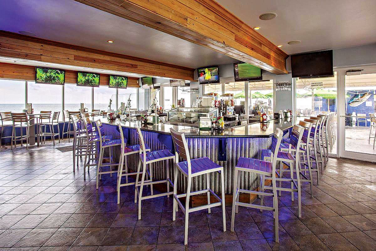 Quarterdeck_Dania_bar