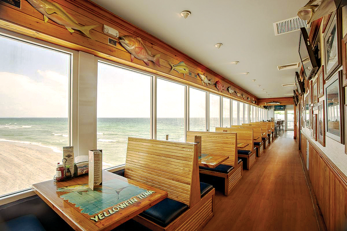 Quarterdeck_Dania_booths