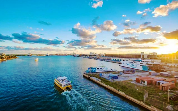 WaterTaxi_Hollywood_FTLPort