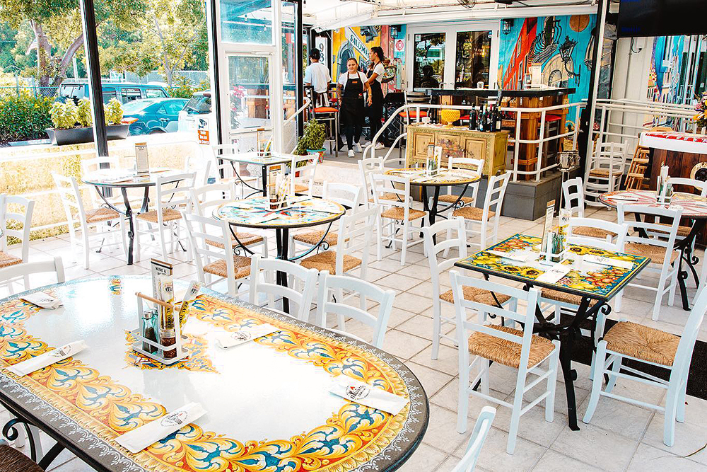 ItalianFoodCo_Interior