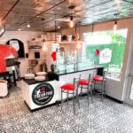 ItalianFoodCo_Pizza_Counter