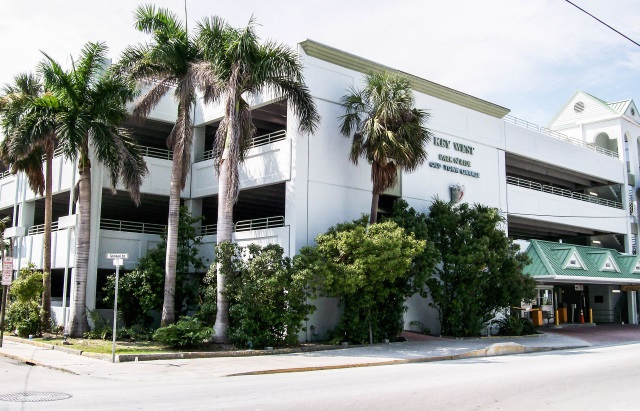 Old-Town-Parking-Gargage