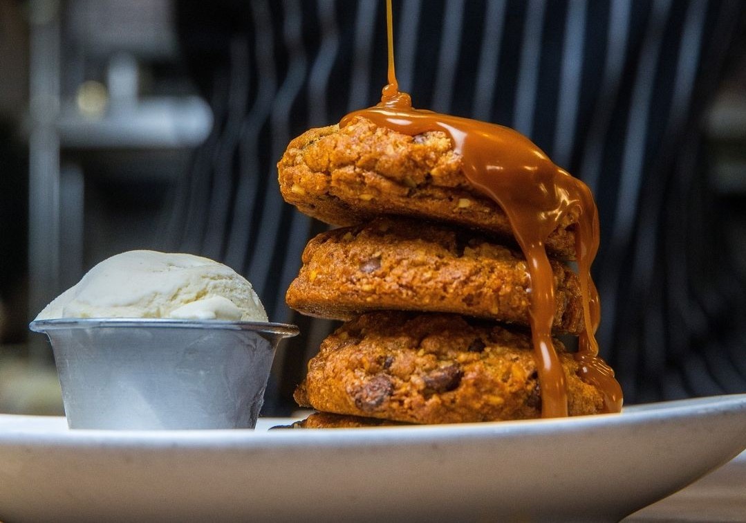 brule.bistro_320693503_2964682267174475_3492535790739153318_n