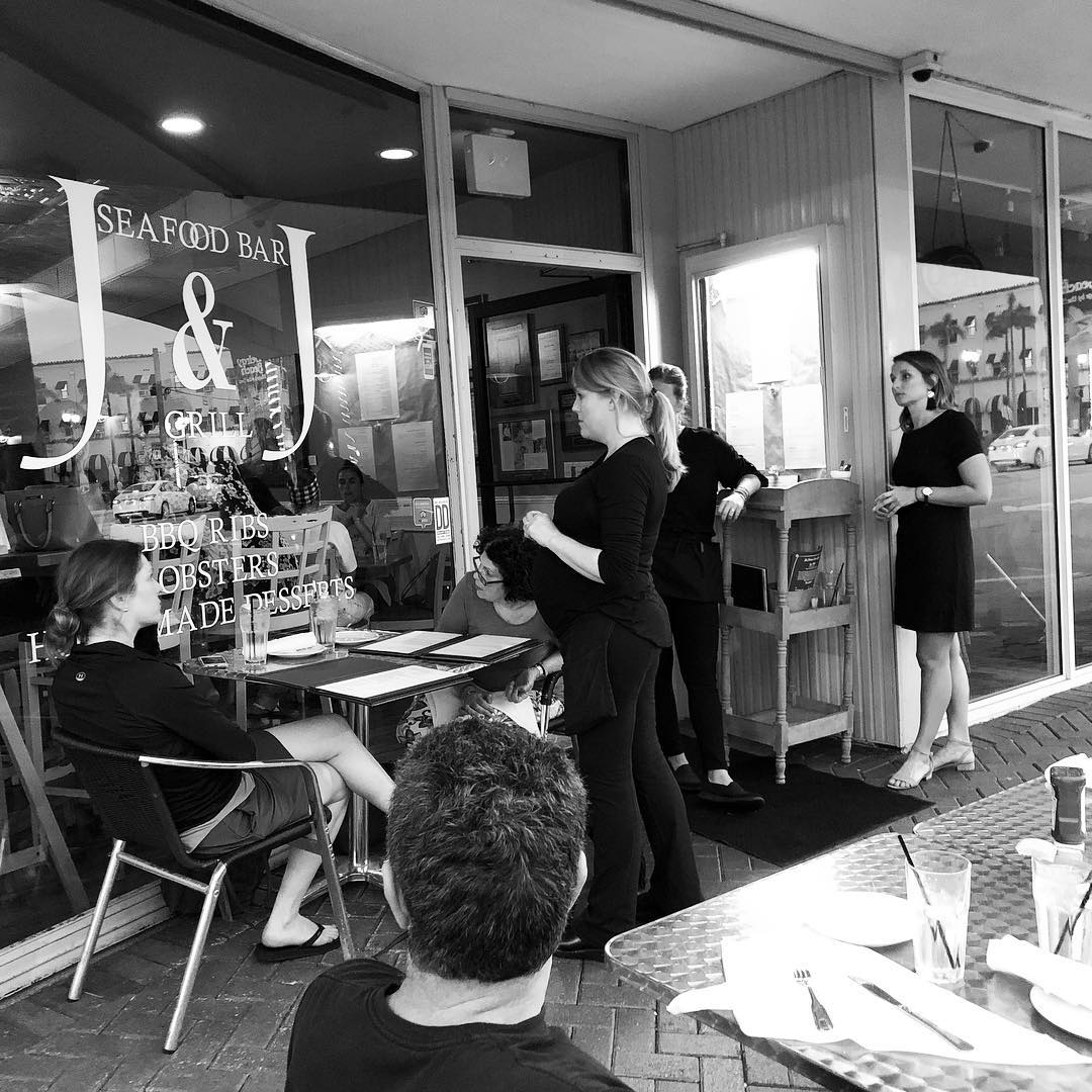 j_and_j_seafood_delray_29414548_160239107995441_4352525926555189248_n