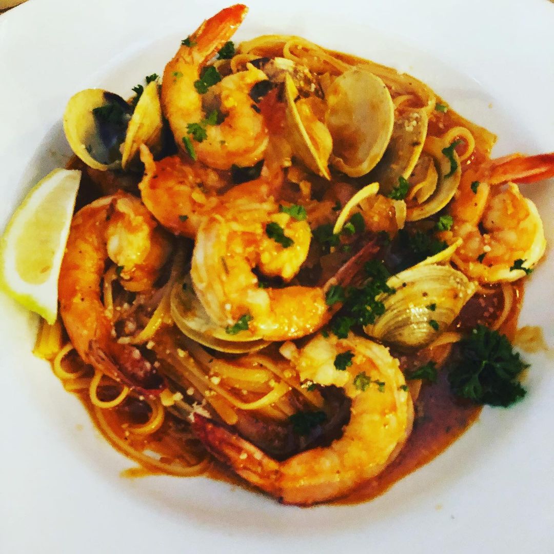 j_and_j_seafood_delray_97160815_232569348167236_9157914400162851638_n