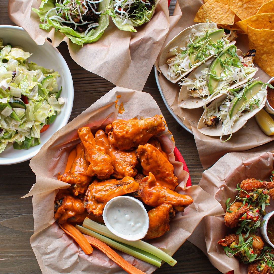 johnniebrownsdelray_322641505_683447826631021_2152757235303900114_n