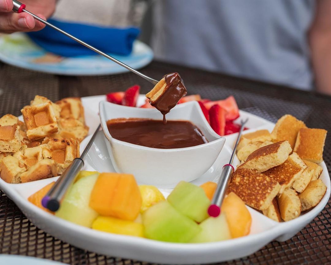 overthebridgecafe_316163226_203668315448123_5969858224665873308_n