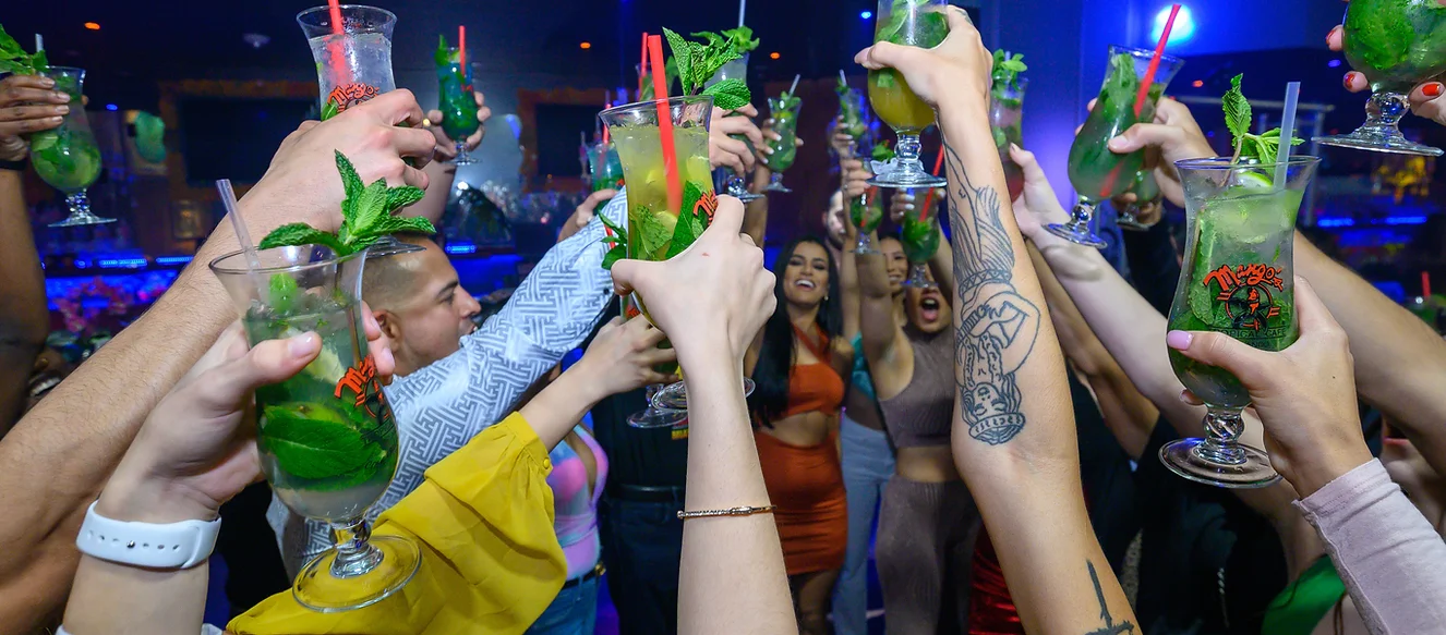 aff1c2_4d6f77e4176941f7aaf41e5d842573cf_mv2