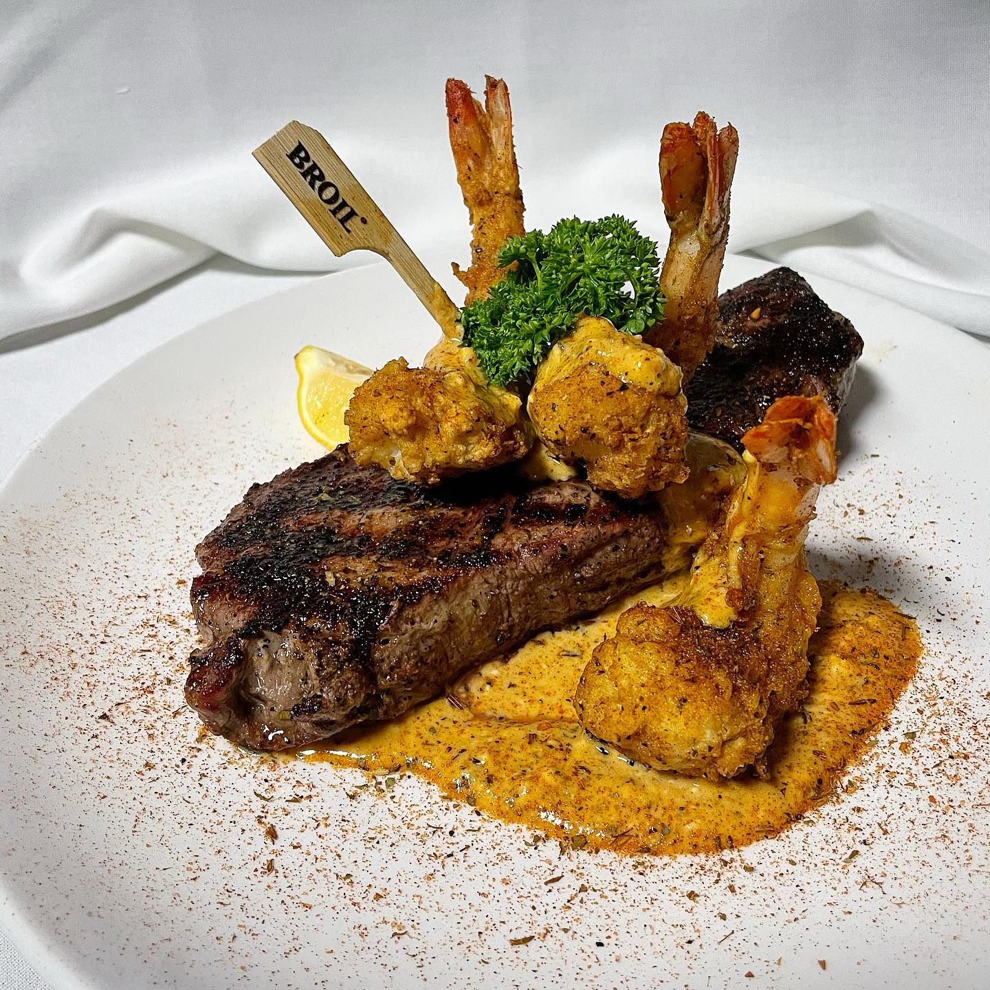 broil.steakhouse_325983414_695075462206165_2246010654762161406_n