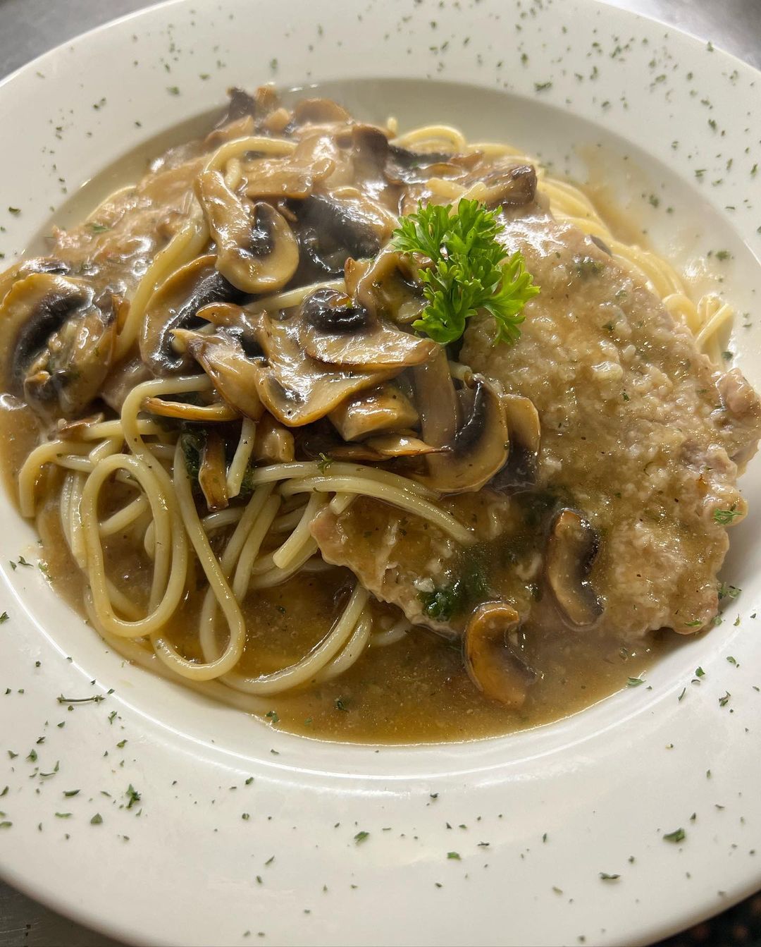 giovannis_mizner19_273821436_111387018023708_7246987145682991614_n