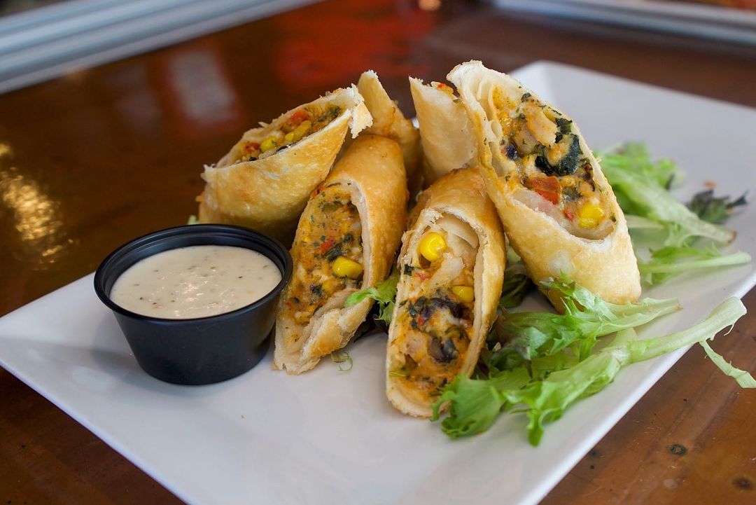 hijinkssportsgrill_210893453_401459351277109_2453843561035580653_n