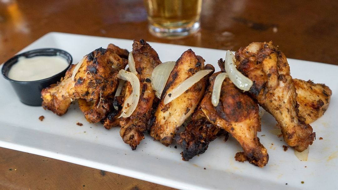 hijinkssportsgrill_241047137_376602233975227_1119184514602554487_n