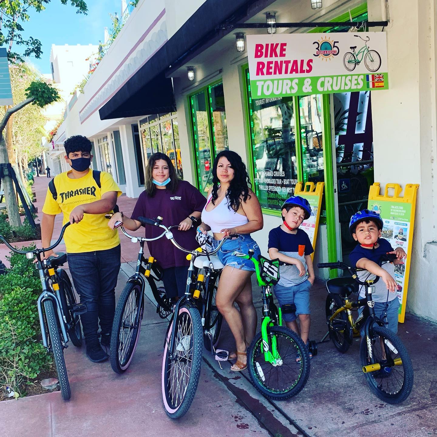 305_tours_and_rentals_141027331_421739442402033_394610068579803561_n