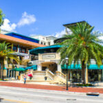 In August 2016, tourists were doing shopping in the mall of Coconut grove in Miami