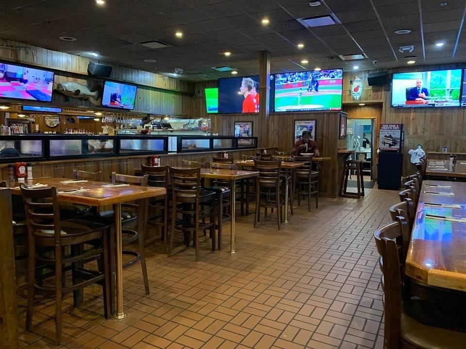 millers ale house inside