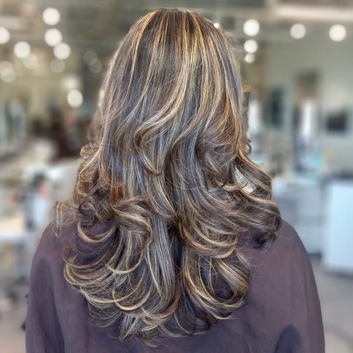 salonsora_353947854_1687365055010215_5332793311735535329_n