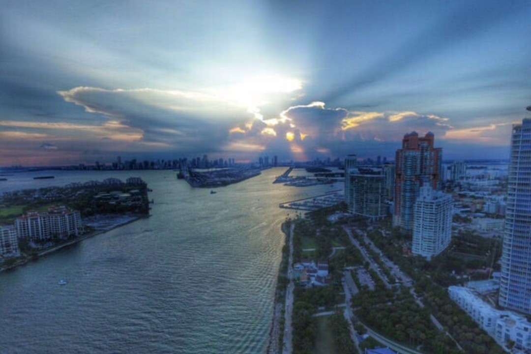 systemshuttlemiami_314458994_1323808725137821_6061044403031387766_n