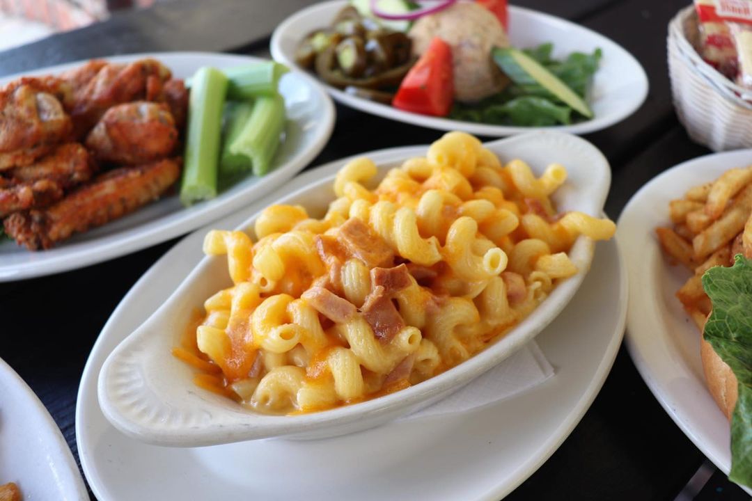 blueanchorpub_335533230_3476474769307994_4021830874115150309_n