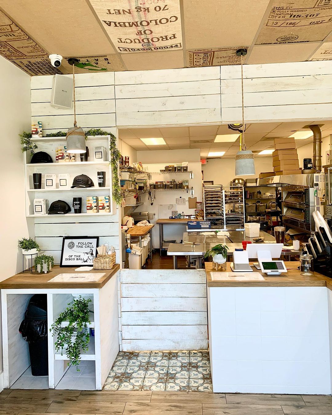 seedcoffeehouse_366617706_18381517639001094_1287689472125013688_n