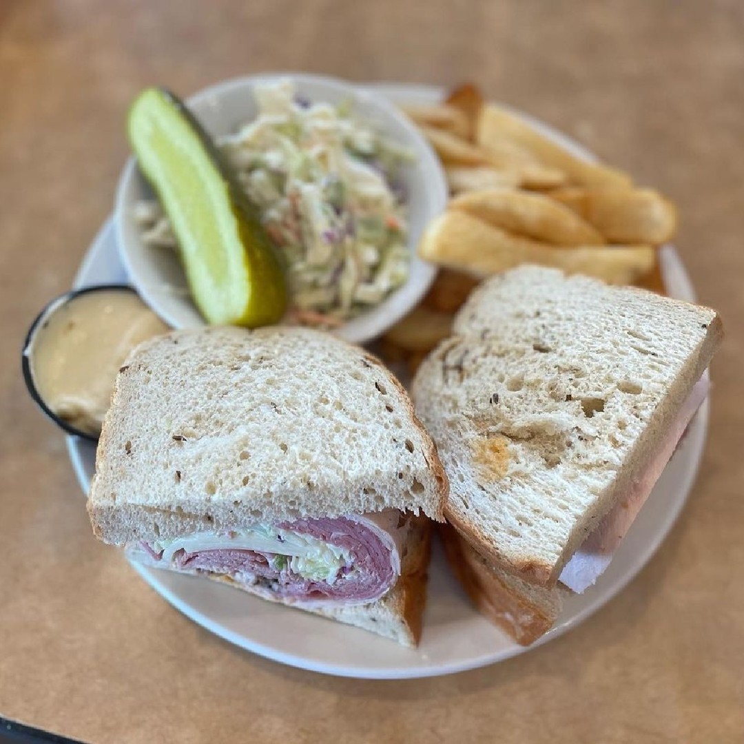 toojaysdeli_355711594_864281278587461_7589952089565884233_n