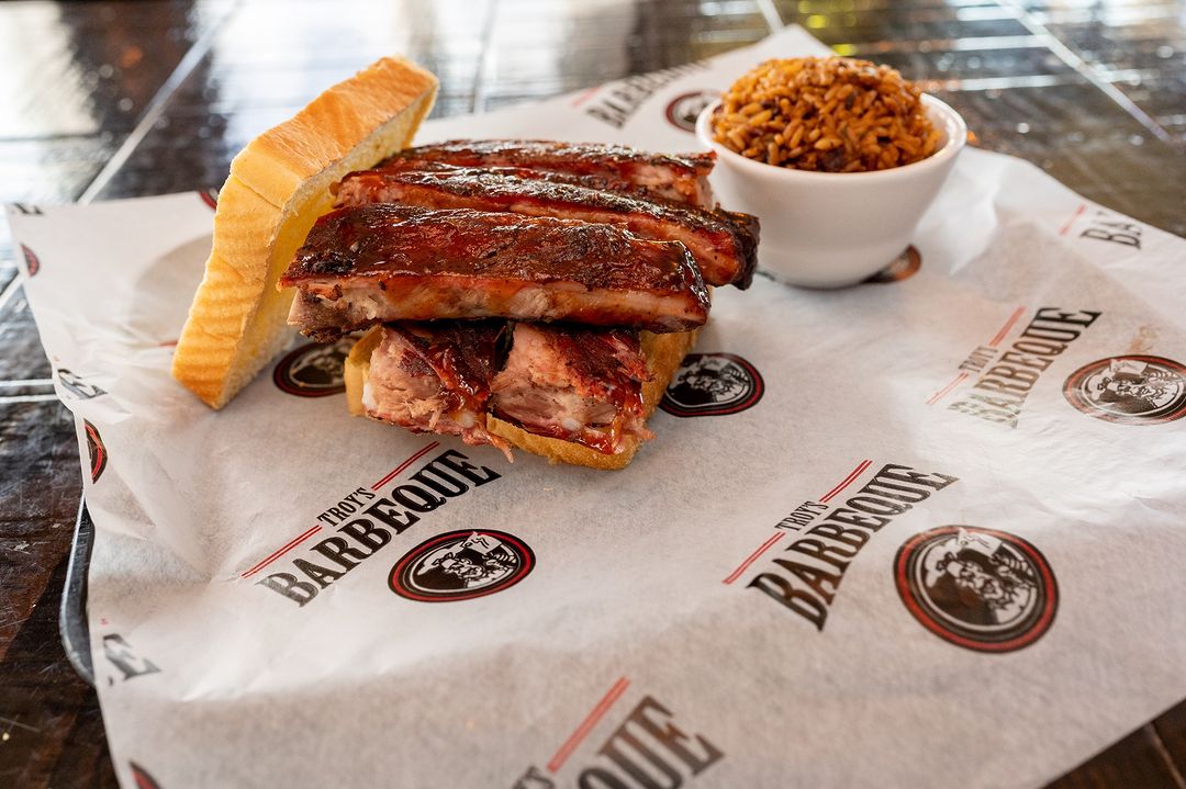 troysbbq_347107136_986191466143465_7230974671947723951_n