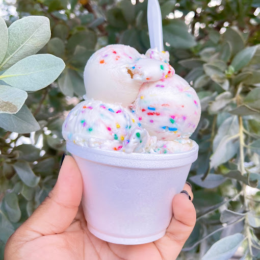 Razzleberry's Victoria Park 6