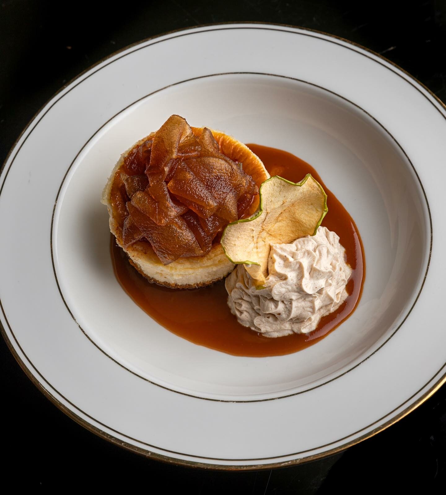 delilah_1696795848_3209278637287101308_3566418816