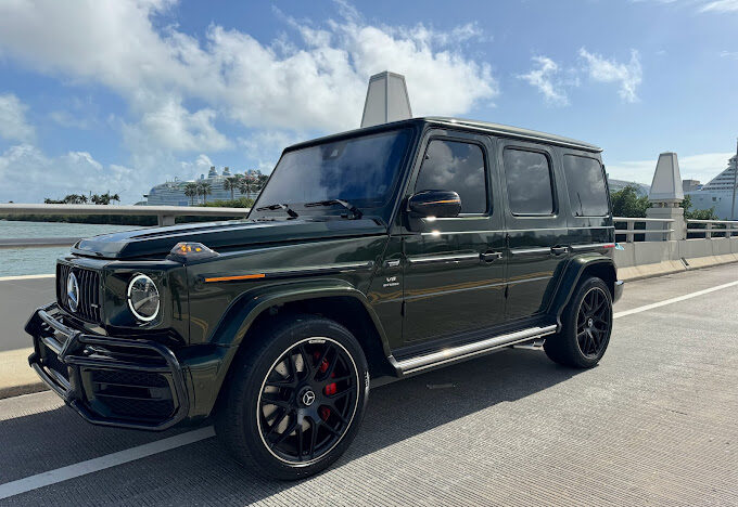 Brickell Exotic Rental 3