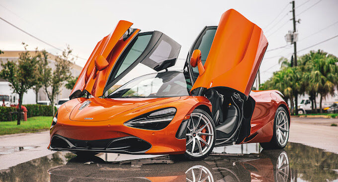 Brickell Exotic Rental 5