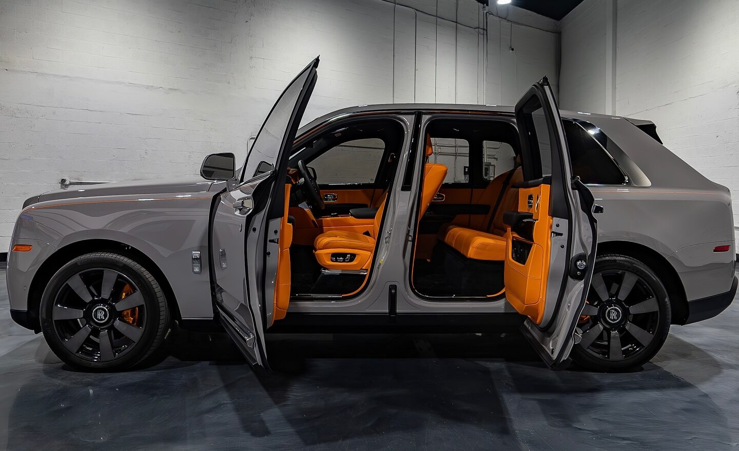 dynastyluxuryrentals_1710691250_3325841719889438954_41674193